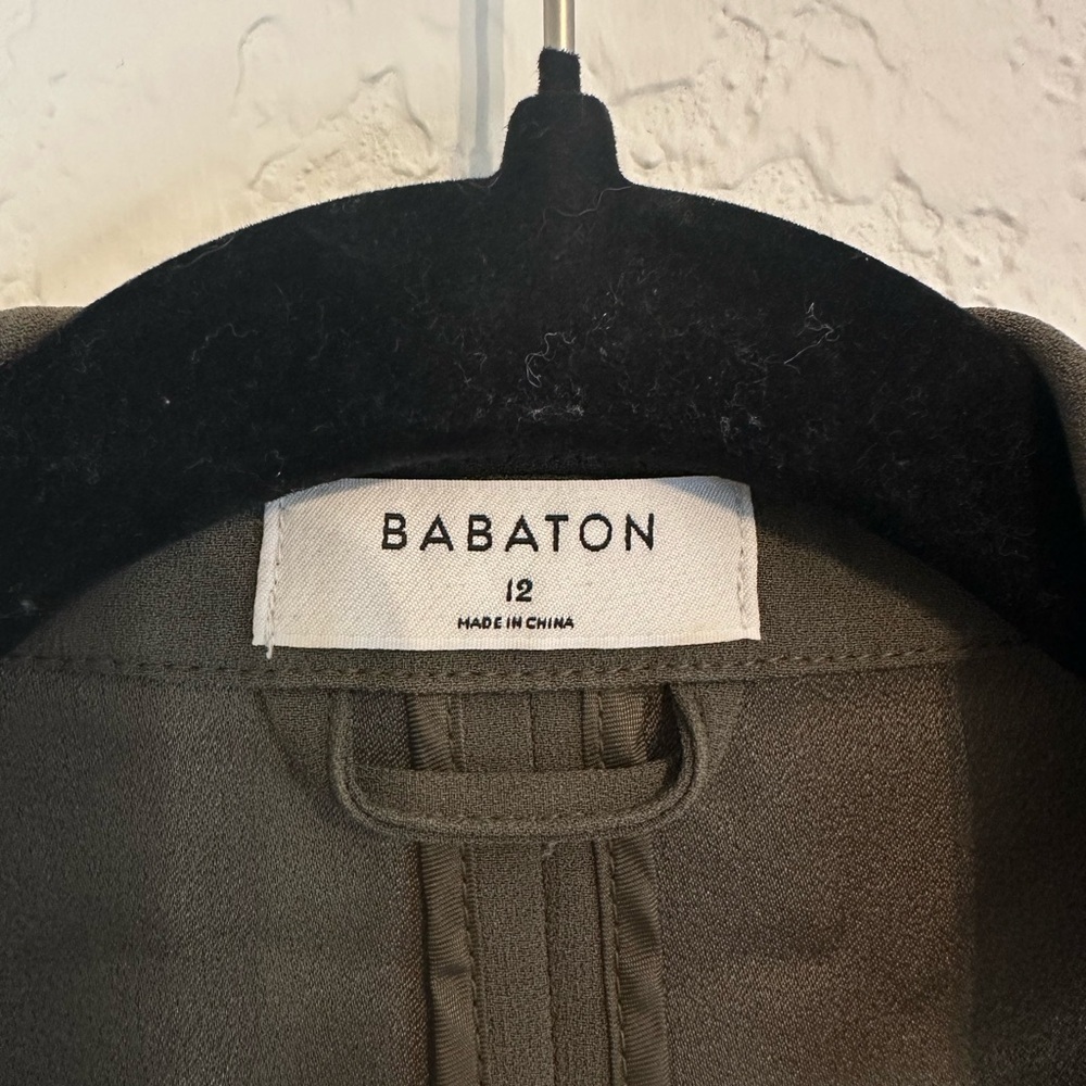 Aritzia Babaton Delos Blazer in Mossy Green Size 12 - Picture 5 of 6